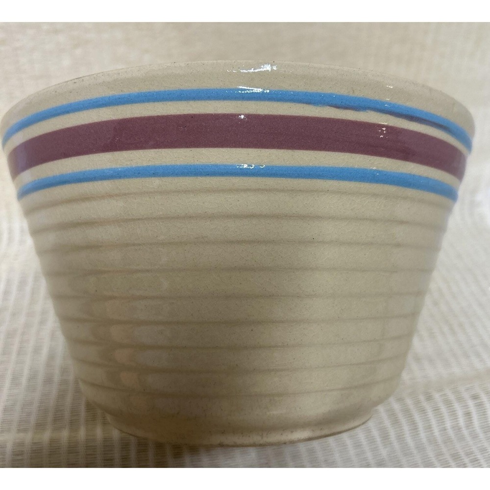 Vintage Watt Bowl Yellow ware Ovenware USA, Blue And Mauve Stripes 8" 2 1/2‎ Qt